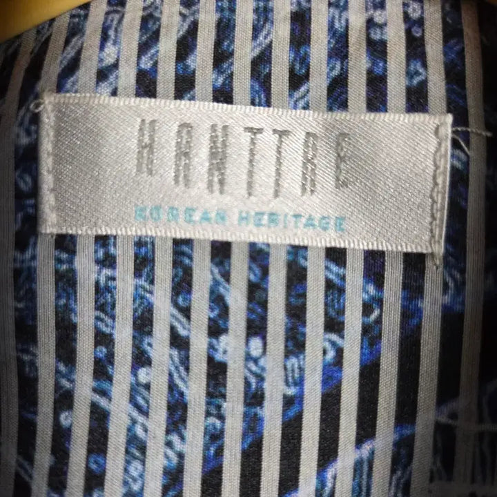 [BUNJANG] Hanttre Pattern Shirt Blue Size 100 / HANTTRE 패턴 셔츠 100