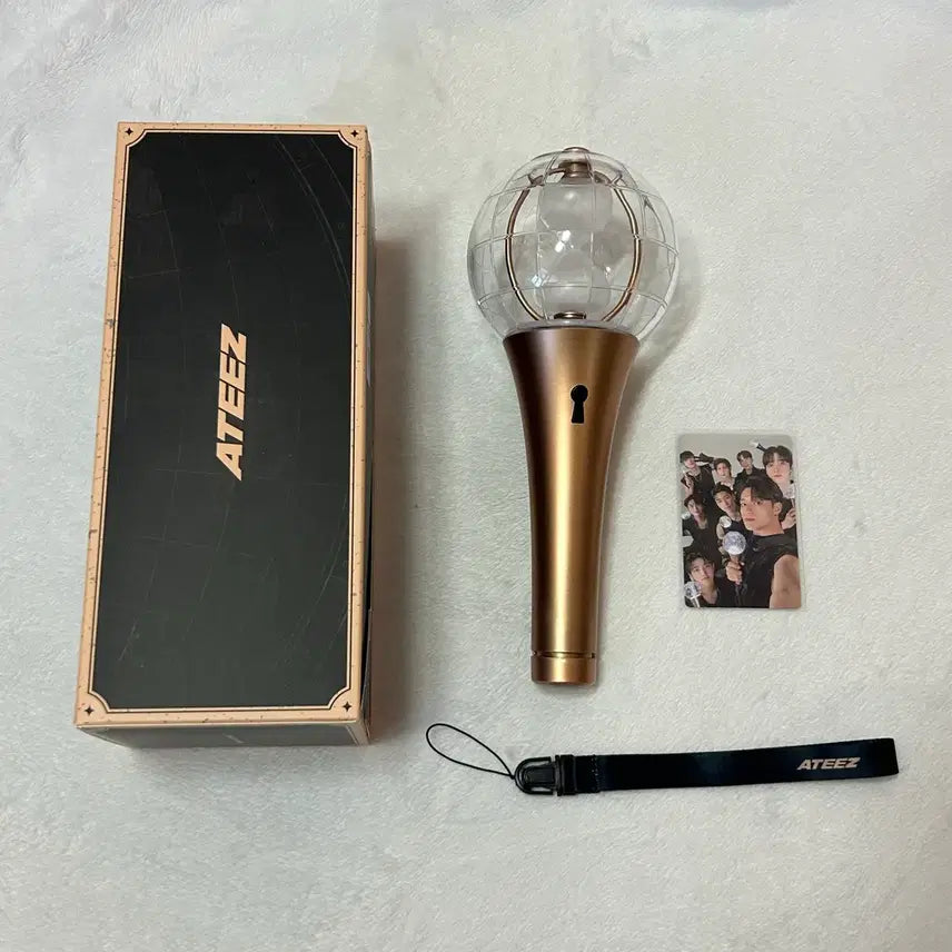 [BUNJANG] ATEEZ Lightiny Version 2 Lightstick / 에이티즈 응원봉 라이티니 ver.2