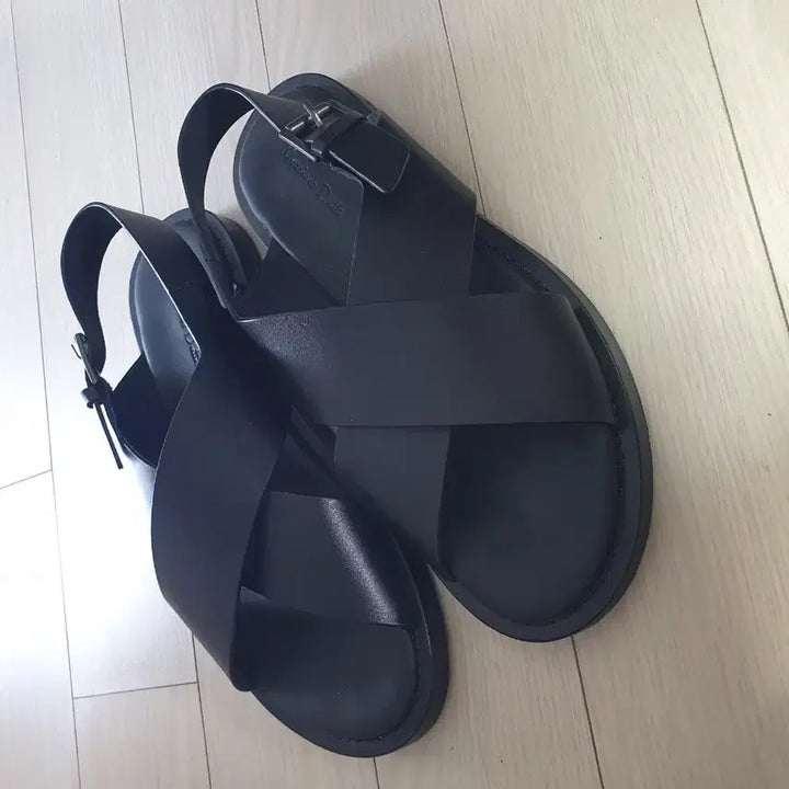[BUNJANG] Massimo Dutti Black Leather Sandals 265mm (41) / 남265가죽 샌달