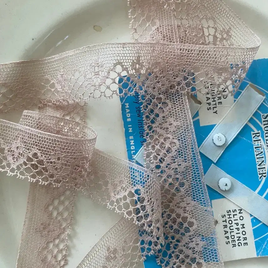 [BUNJANG] Vintage British Lace - 2.3cm Width / 영국 엔틱 레이스