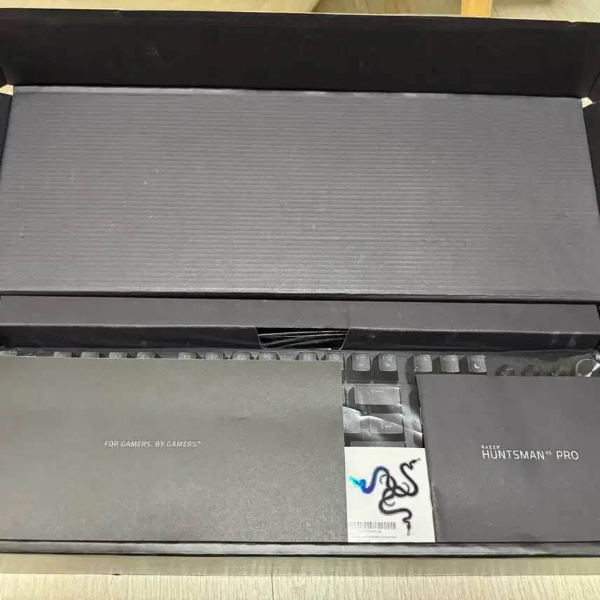 [BUNJANG] Huntsman V3 Pro Full-Size Keyboard / 헌츠맨 V3 PRO 풀배열 (상태S급) 풀박스