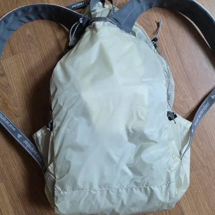 [BUNJANG] Andwander Sil Daypack Off-White / 앤드원더 실 데이팩 오프화이트