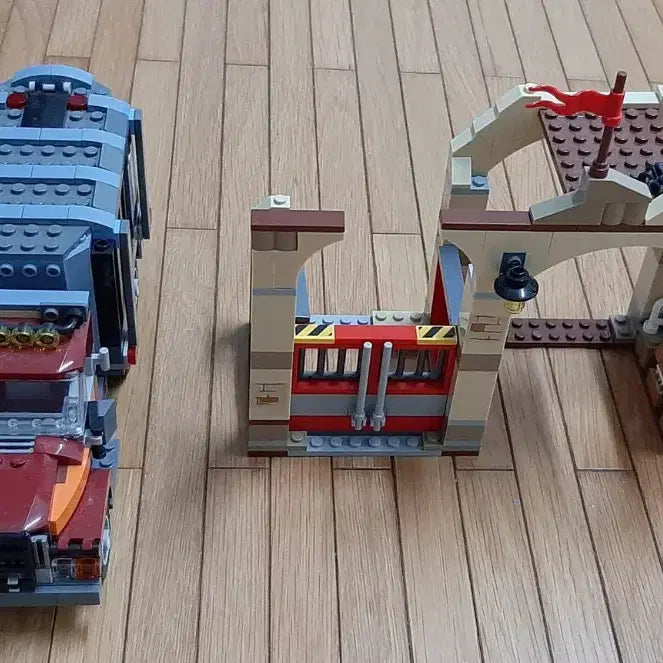 [BUNJANG] LEGO 76948 T. rex Dinosaur Breakout Set / 레고 76948 티라노사우르스와 아트로시랩터  공룡의 탈출