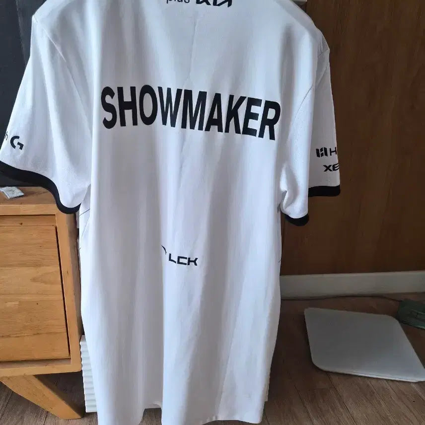 [BUNJANG] 2023 Dplus Kia ShowMaker Short Sleeve Jersey / 2023 디플러스 기아(DK) 쇼메이커 반팔 유니폼 판매합니다.