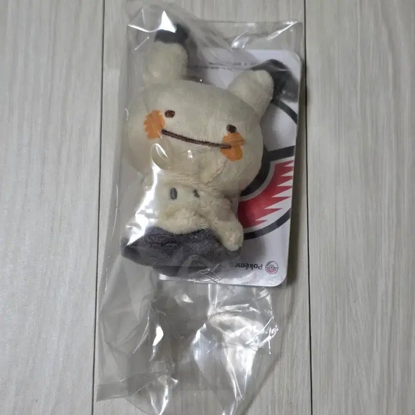 [BUNJANG] Ditto Transform Mimikyu Plush Keychain Mascot / 중포센 변신 메타몽 따라큐 인형 키링 마스코트