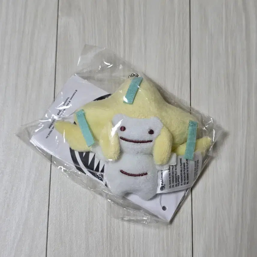 [BUNJANG] Transforming Ditto Jirachi Plush Keychain Mascot / 중포센 변신 메타몽 지라치 인형 키링 마스코트