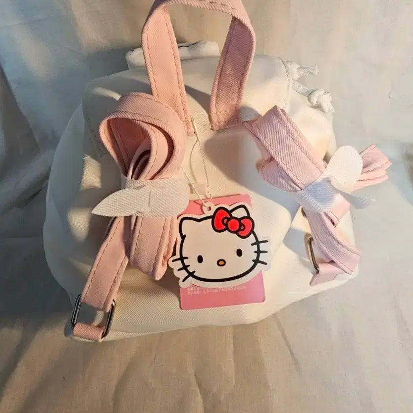[BUNJANG] Hello Kitty White Mini Backpack / [택 부착 신상품]헬로키티 흰색 미니 백팩