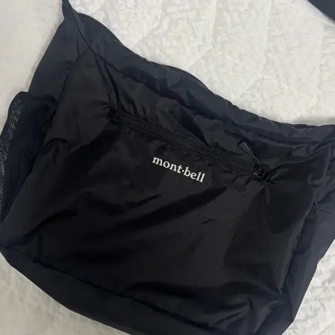 [BUNJANG] Montbell Crossbody Bag / 몽벨 크로스백 거의 새상품