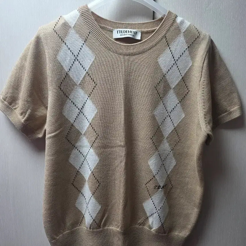 [BUNJANG] Tudmont Argyle Half Sleeve Knit Pullover Beige / 튜드먼트 아가일 반팔 니트 베이지
