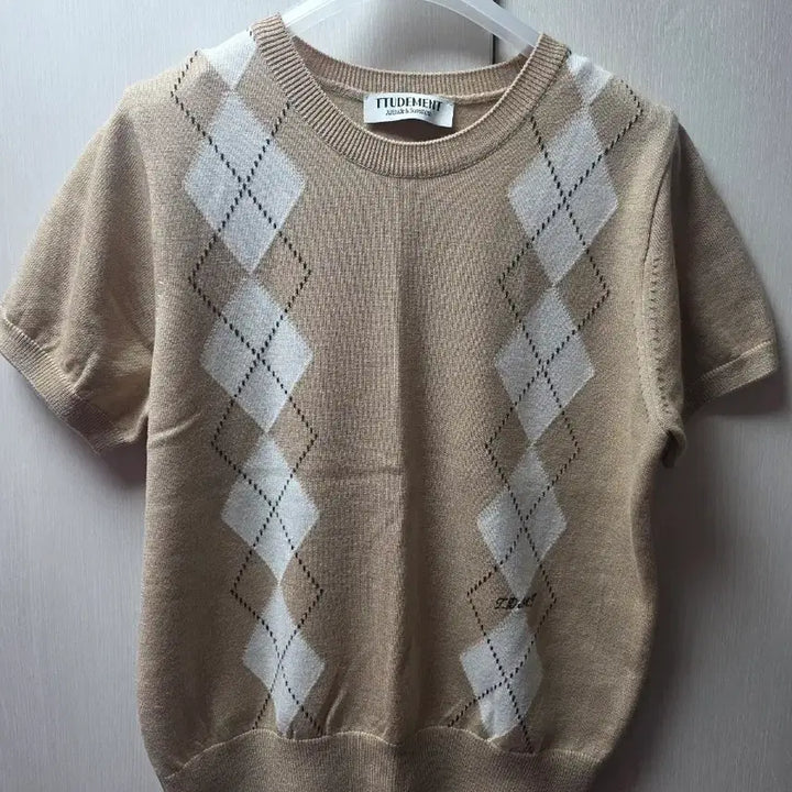 [BUNJANG] Tudmont Argyle Half Sleeve Knit Pullover Beige / 튜드먼트 아가일 반팔 니트 베이지