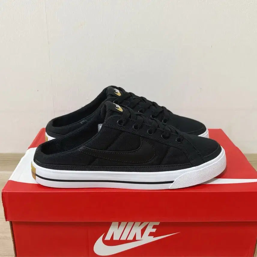 [BUNJANG] Nike Court Legacy Mule Black Sneakers / [245] W나이키 코트 레거시 뮬 블랙 스니커즈