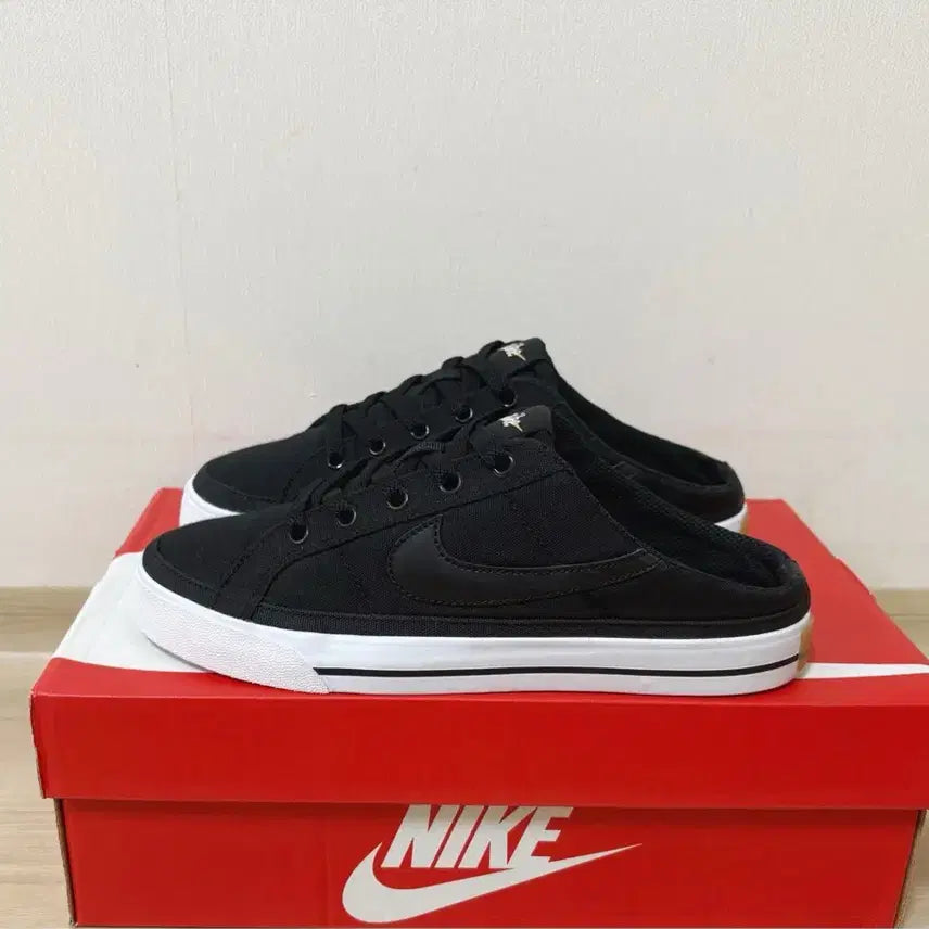 [BUNJANG] Nike Court Legacy Mule Black Sneakers / [245] W나이키 코트 레거시 뮬 블랙 스니커즈