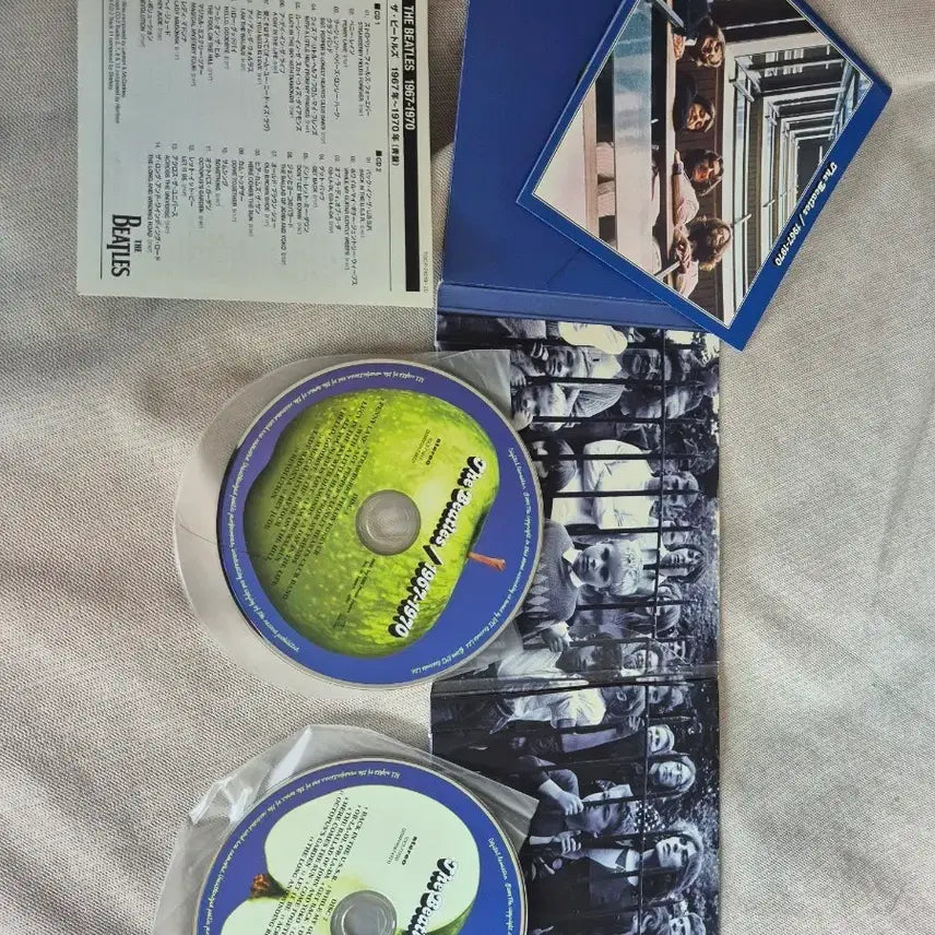[BUNJANG] The Beatles 1967-1970 CD Set (2 Discs) / 비틀즈 1967-1970 CD 2장 카다로그.설명서
