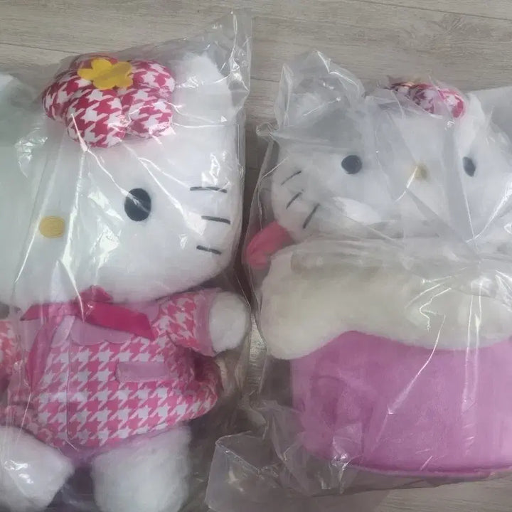 [BUNJANG] Sanrio China Kuji Hello Kitty Bundle Set (B, C, E, G Prizes) / 산리오 중국쿠지 B상 C상 E상 G상 헬로키티 일괄판매