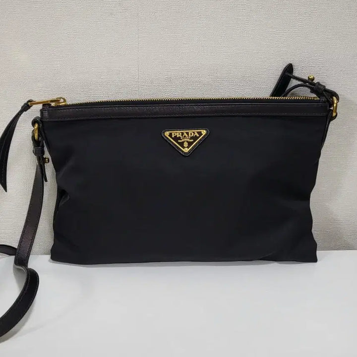 [BUNJANG] Prada Nylon Crossbody Bag / 프라다 나일론 크로스백 (정가140만원) 거의새거
