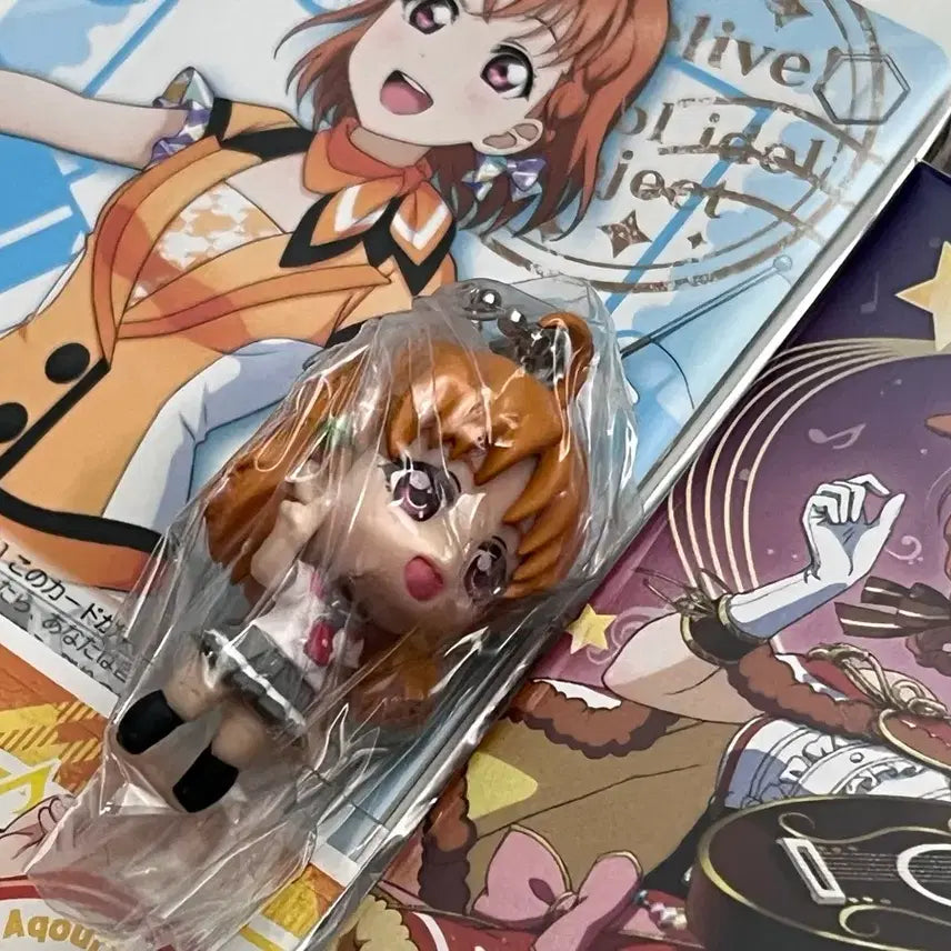 [BUNJANG] Love Live! Sunshine!! Takami Chika Swing Gacha, Badge, Paper Set / 러브라이브) 선샤인 타카미 치카 스윙 가챠, 뱃지, 지류 세트