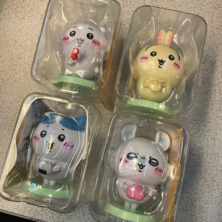 [BUNJANG] Chiikawa Lunchtime Figure Set (Sealed) - 4 Figures, Full Box / (미개봉)치이카와 런치타임 피규어 4종 풀박스