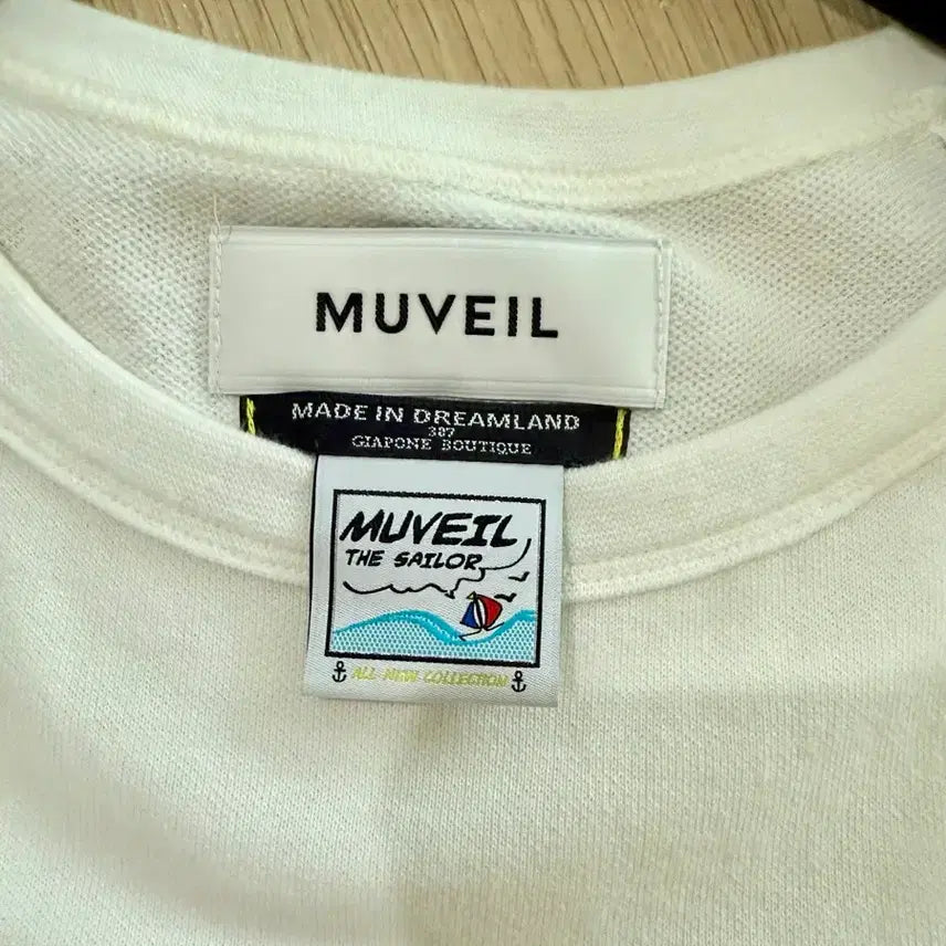 [BUNJANG] MUVEIL Button Detail Blouse / (한섬) MUVEIL 티 블라우스