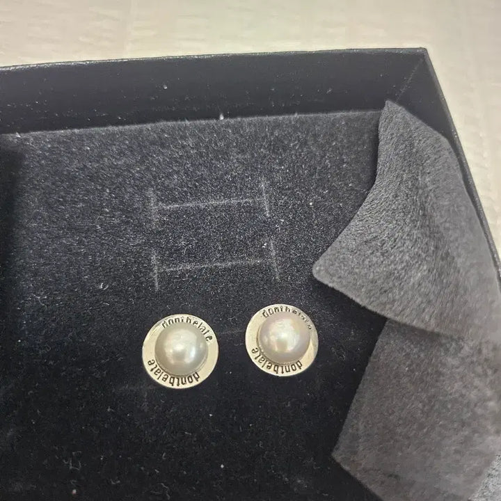 [BUNJANG] Donbi Rate Pearl Earrings / 돈비레잇 제작 진주귀걸이(품절상품)