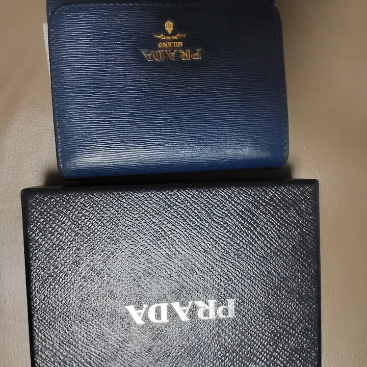 [BUNJANG] Prada Leather Bi-fold Wallet / 프라다 지갑