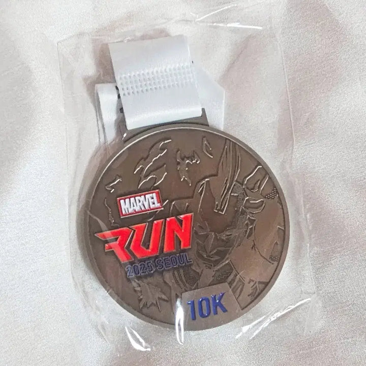 [BUNJANG] Marvel Run 2025 Medal / 마블런 2025 메달