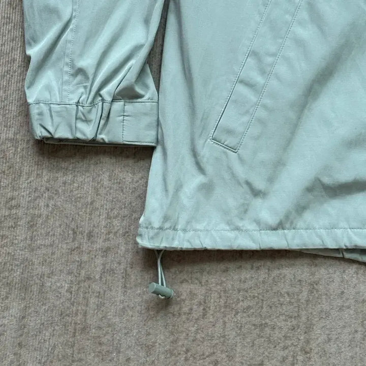 [BUNJANG] GLACIER Lightweight Windbreaker Jacket (M) / GLACIER 얇은 바람막이 M 사이즈 남녀공용