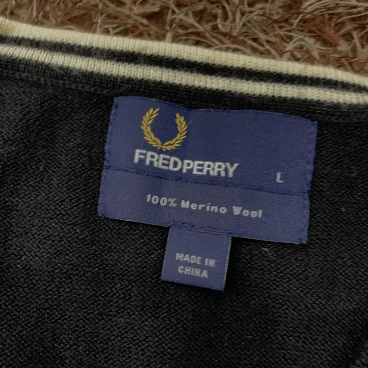 [BUNJANG] Fred Perry Wool V-Neck Knit / L 프레드페리 울 브이넥 니트
