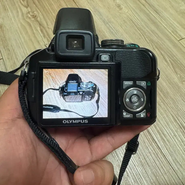 [BUNJANG] Olympus SP-560UZ Digital Camera / 올림푸스 SP-560uz 디지털 카메라 Xd 카드2기가포함