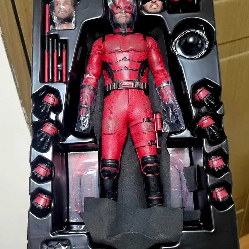 [BUNJANG] Hot Toys Daredevil Born Again Unsealed / 핫토이 데어데블 본 어게인 개봉품 판매