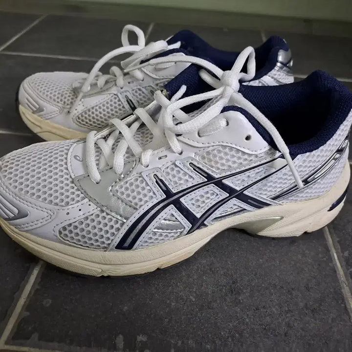 [BUNJANG] ASICS GEL-1130 Sneakers / 아식스 젤1130 아식스235 