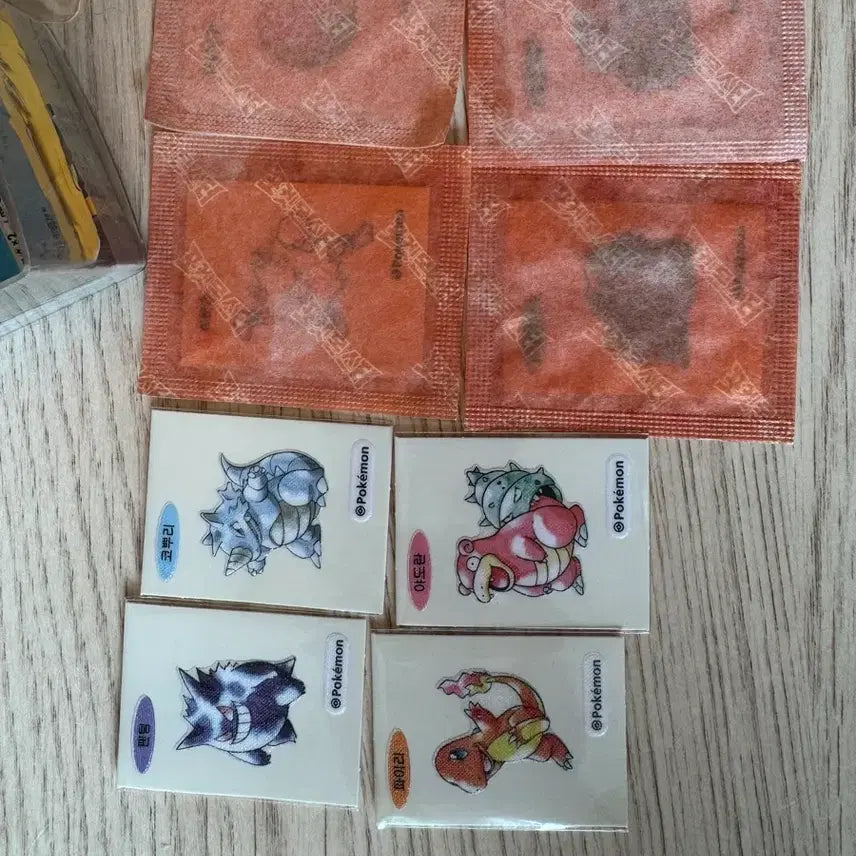[BUNJANG] 30th Anniversary Classic Sticker Collection / 포켓몬스터 30주년 띠부실 교환/판매