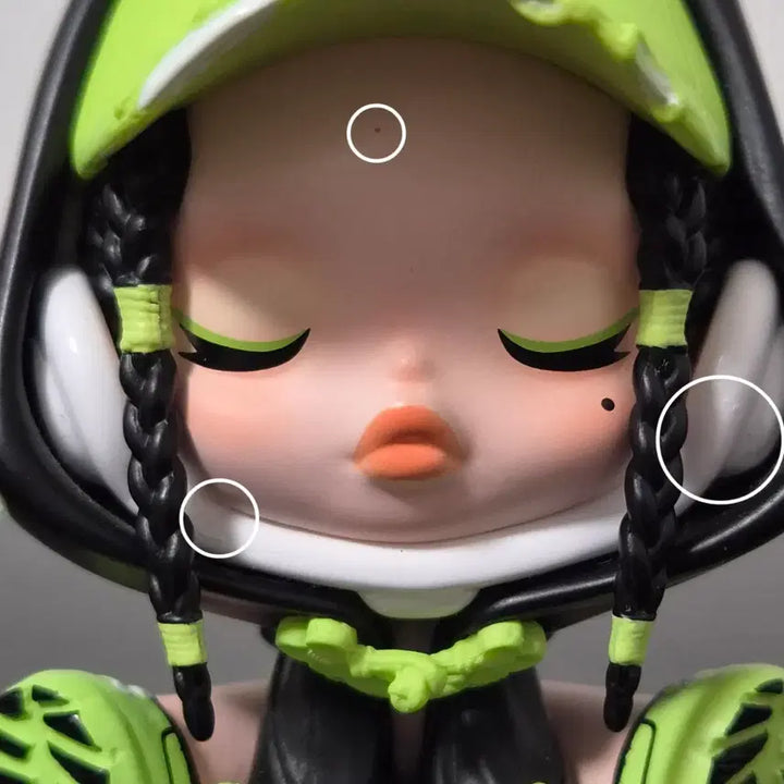 [BUNJANG] Pop Mart Skullpanda City of Night Series Traveller Figure / [팝마트] 6.5cm 스컬판다 피규어 5탄 시티오브나이트 시리즈 여행가