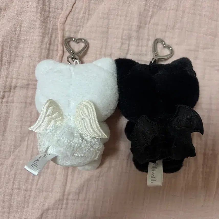 [BUNJANG] Filimili WakeMake Angel &amp; Devil Kitty Strap / 필리밀리 웨이크메이크 천사 악마 키티 헬로키티 스트랩