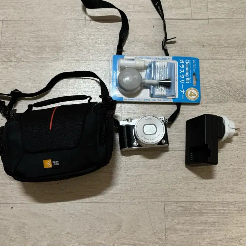 [BUNJANG] Nikon J5 Camera Body with Accessories / 니콘 j5 카메라