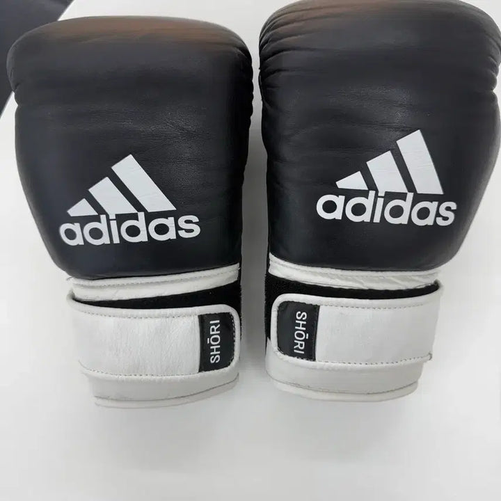 [BUNJANG] Adidas 16oz Boxing Gloves / 아디쇼리 16온스