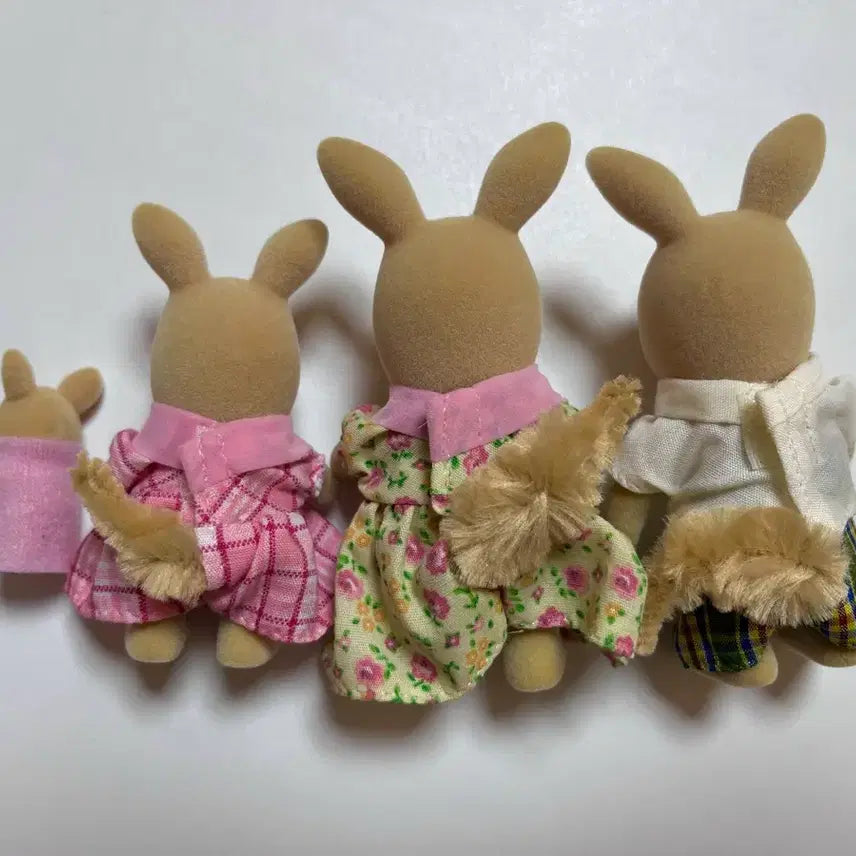 [BUNJANG] Sylvanian Families 2012 Japanese Edition Kangaroo Family (Discontinued) / 실바니안 2012 일판 캥거루 가족 단종
