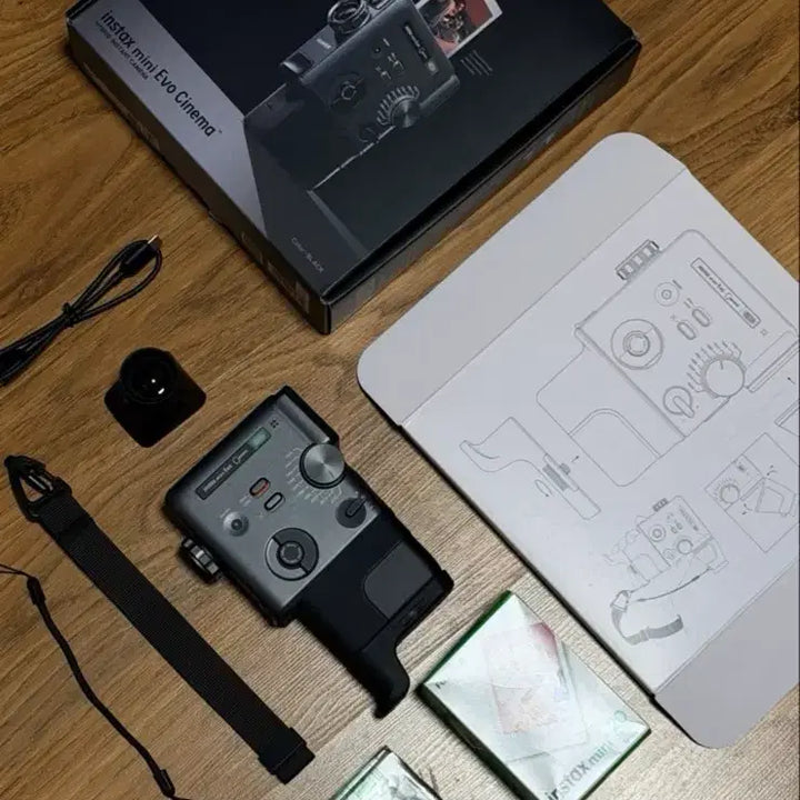 [BUNJANG] Fujifilm Instax Mini EVO Cinema Camera / 인스탁스 EVO시네마 S급