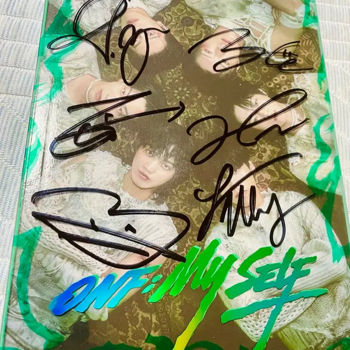 [BUNJANG] ONF Autographed Album 2-Set / 온앤오프 ONF 친필싸인 앨범 2종세트 비매