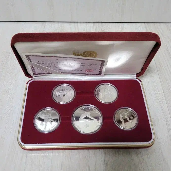 [BUNJANG] 1988 Seoul Olympics Commemorative Coin Set (2oz Sterling Silver) / 88 서울 올림픽 기념주화 세트(순은2온스)