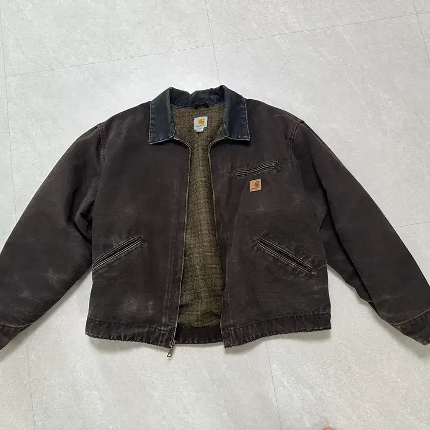 [SOLD OUT] 칼하트 j97 dkb 디트로이트 자켓