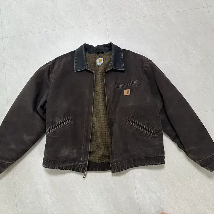 [SOLD OUT] 칼하트 j97 dkb 디트로이트 자켓