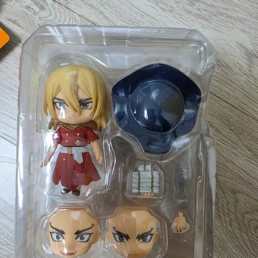[BUNJANG] Dr. Stone Nanami Ryusui Nendoroid / 닥터스톤 나나미 류스이 넨도로이드