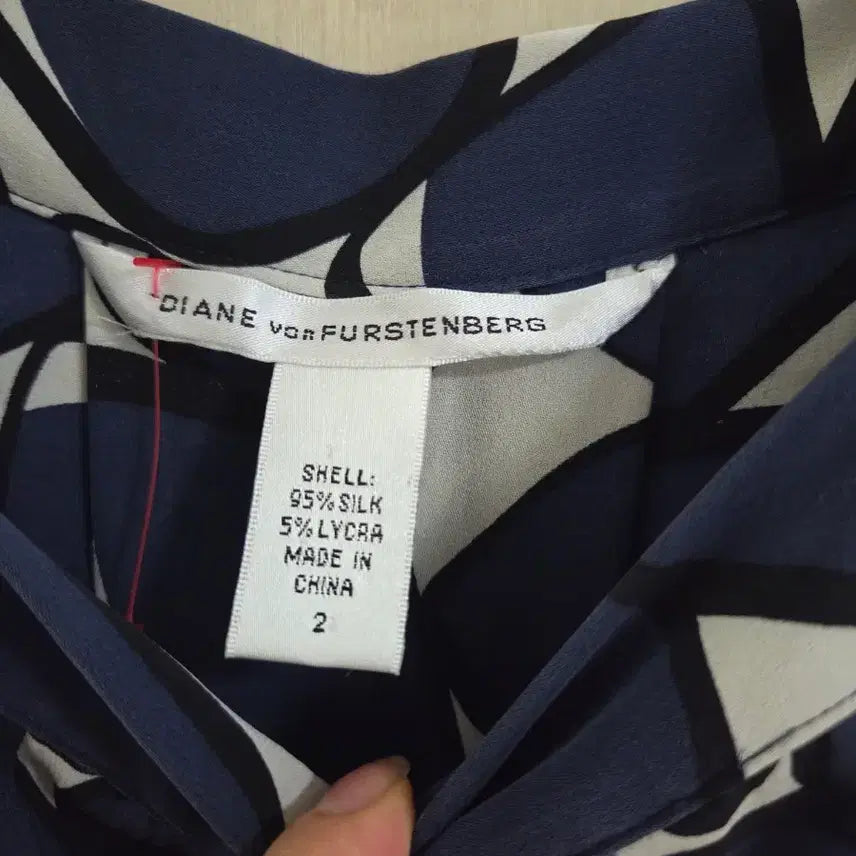 [BUNJANG] Diane Von Furstenberg Silk Blend Blouse / 다이앤본 고급스런 실크 블라우스