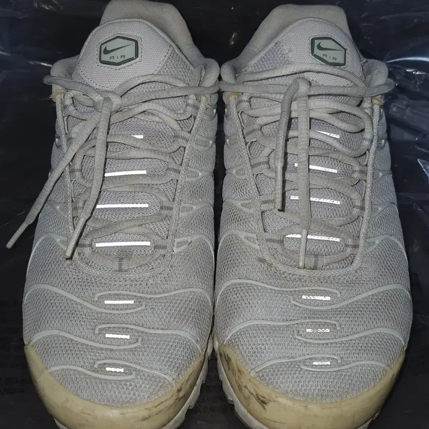 [BUNJANG] Nike Air Max Plus Triple White / 나이키 에어맥스 플러스 트리플 화이트 275 사이즈