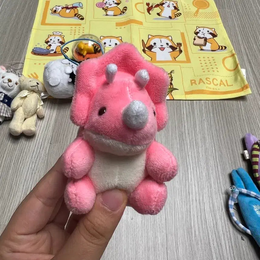 [BUNJANG] Pink Dinosaur Plush Charm / 일본 핑크 어뮤즈 공룡 인형 키링
