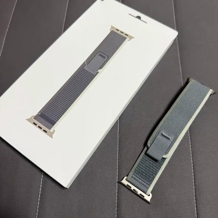 [BUNJANG] Apple Watch Trail Loop Green/Grey (M/L) / 애플워치 트레일루프 그린 그레이 색상 M/L 사이즈