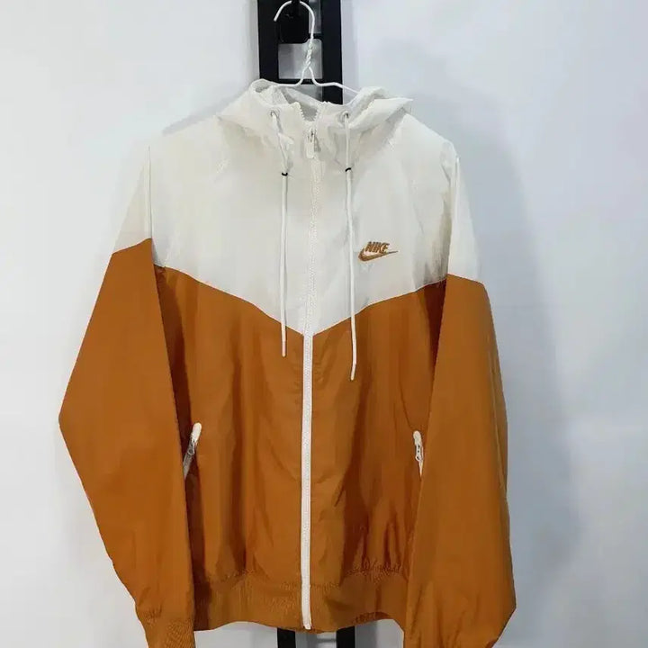 [BUNJANG] Nike   Windrunner Jacket / 나이키 바람막이 윈드러너 자켓 브라운 베이지 화이트 M
