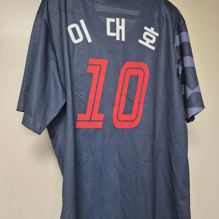 [BUNJANG] Lotte Giants Lee Dae-ho Signed Baseball Jersey / 롯데자이언츠 유니폼 110사이즈 이대호 마킹  판매합니다