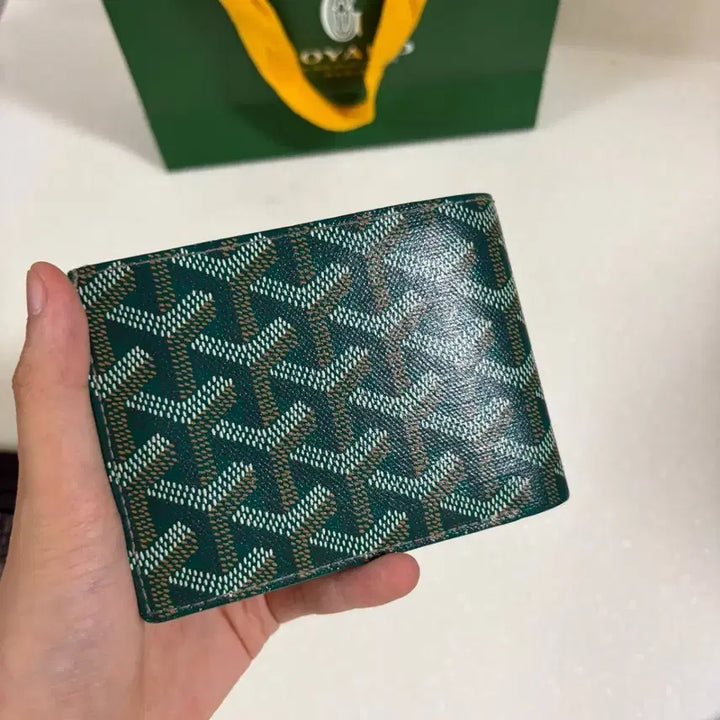 [SOLD OUT] [정품] 고야드 빅투아르 반지갑 그린