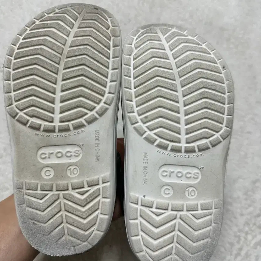 [BUNJANG] Crocs Kids Character Jibbitz Sandals / 크록스 샌들 캐릭터 지비츠 포함 165